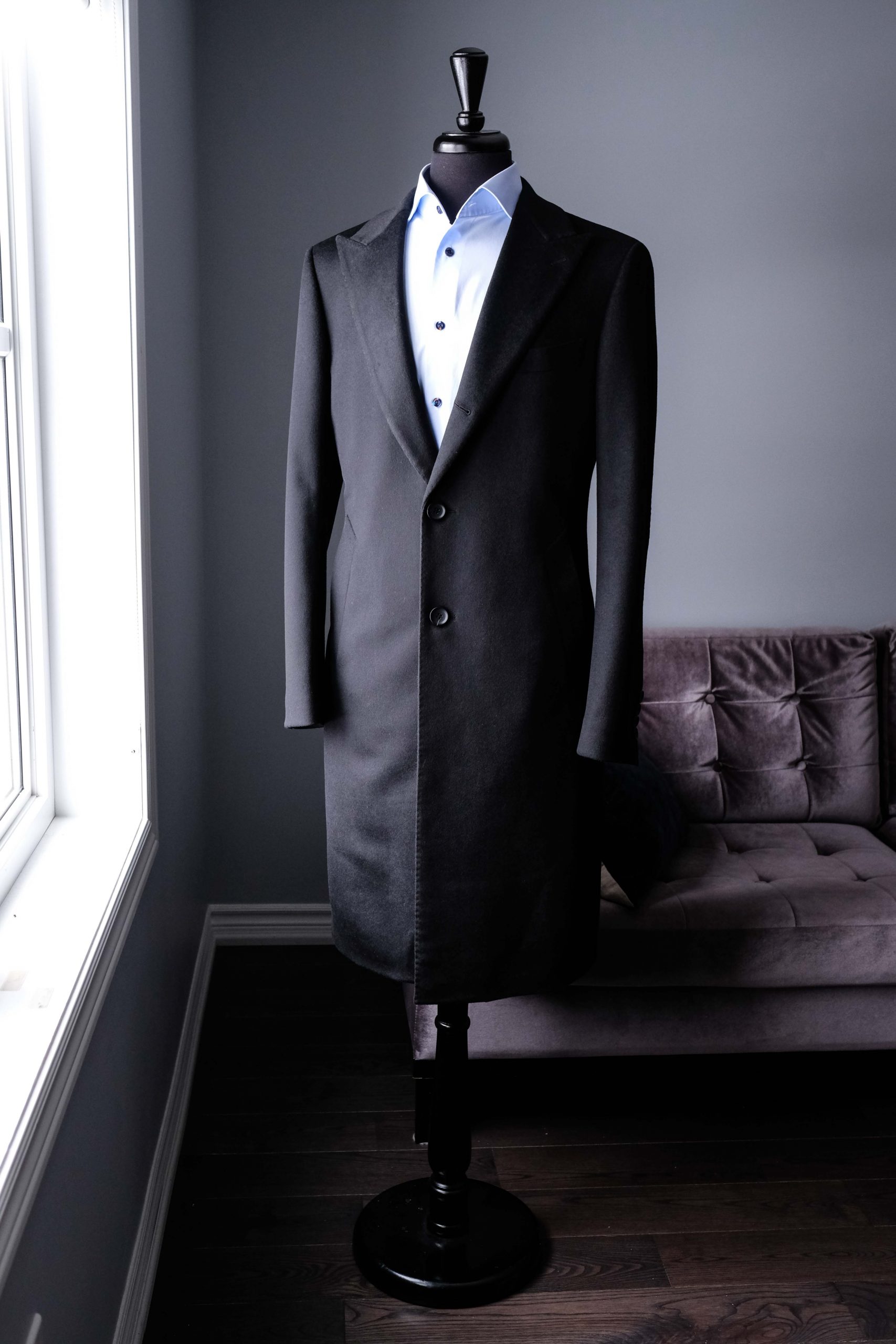 Single Breasted Peak Lapel 3 Button Black Overcoat