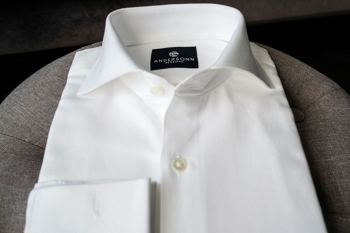 Bespoke white dress shirt with Andersonn label